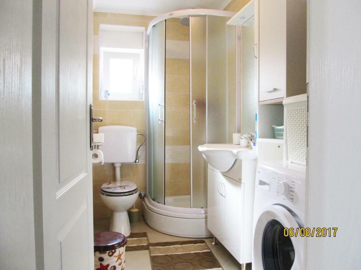 Apartmani Mala Sirena Maslenica Bagian luar foto