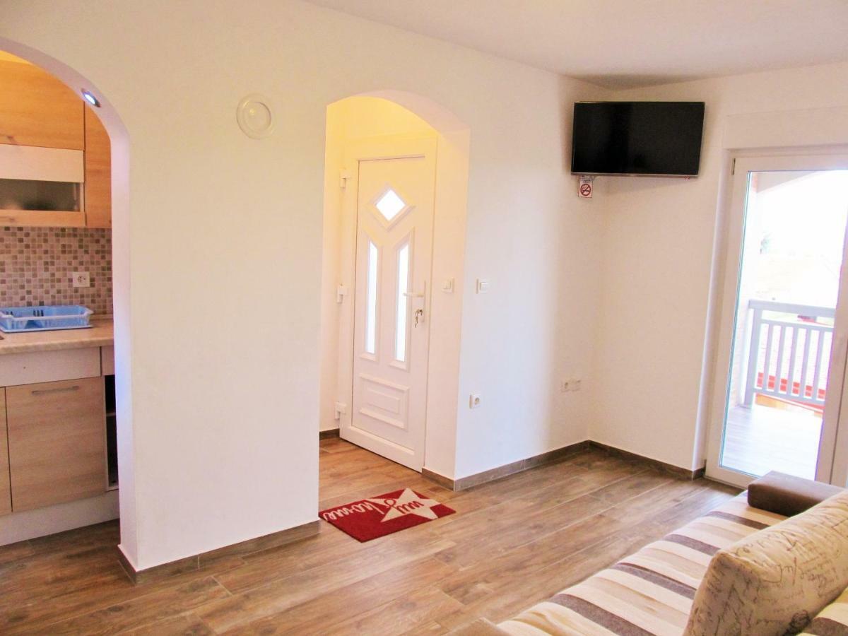 Apartmani Mala Sirena Maslenica Bagian luar foto